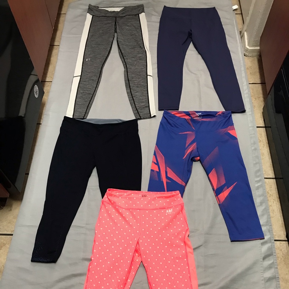 Abercrombie Reebok Under Armour + Athletic Activewear Leggings Capri size Large